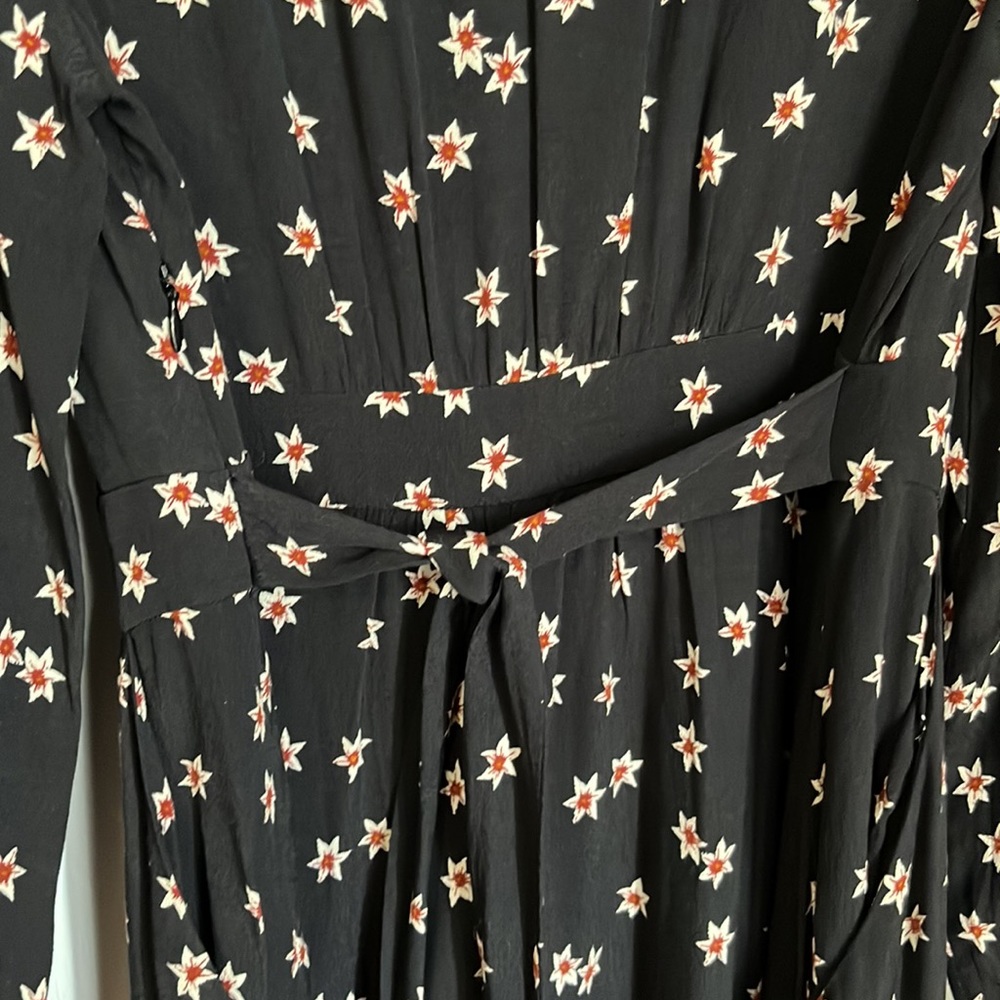 & OTHER STORIES FLORAL PRINTED RUFFLE BIB MIDI DRESS - Picture 11 of 15
